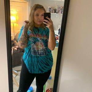 Def Leppard Graphic tee
